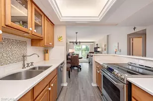 1300 Gulf Shore Blvd N, Naples, FL 34102 - Photo 5