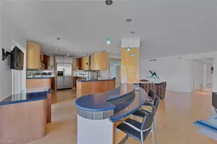 107 Clubhouse Dr, Naples, FL 34105 - Photo 11