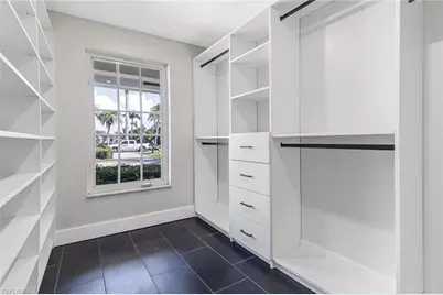 1823 Hurricane Harbor Ln, Naples, FL 34102 - Photo 19