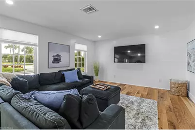 1823 Hurricane Harbor Ln, Naples, FL 34102 - Photo 5