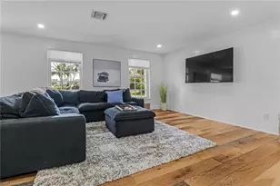 1823 Hurricane Harbor Ln, Naples, FL 34102 - Photo 5