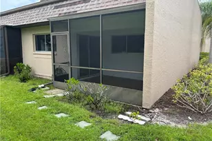 9303 Lennex Ln, Fort Myers, FL 33919 - Photo 5