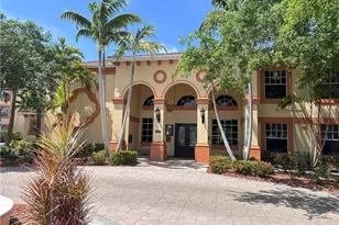 7915 Preserve Cir, Naples, FL 34119 - Photo 3