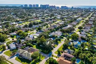 794 97th Ave N, Naples, FL 34108 - Photo 3