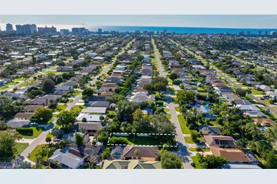 790 97th Ave N, Naples, FL 34108 - Photo 3