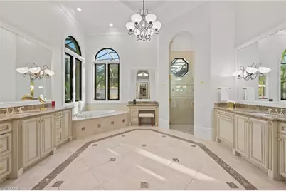 6489 Highcroft Dr, Naples, FL 34119 - Photo 17