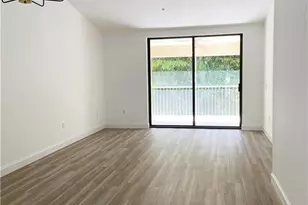 6645 Huntington Lakes Cir, Naples, FL 34119 - Photo 9