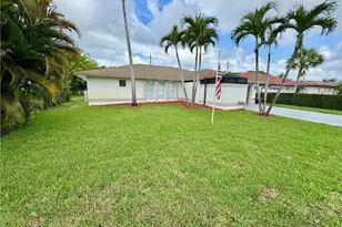 2237 Kings Lake Blvd, Naples, FL 34112 - Photo 43