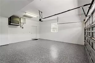 733 Regency Reserve Cir, Naples, FL 34119 - Photo 17