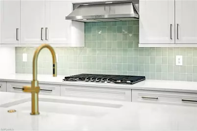 9033 Wisteria Way, Naples, FL 34114 - Photo 7