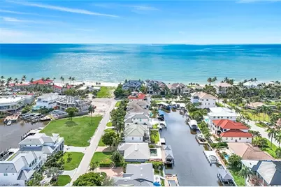 151 Bayview Ave, Naples, FL 34108 - Photo 41