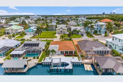 160 San Salvador St, Naples, FL 34113 - Photo 35