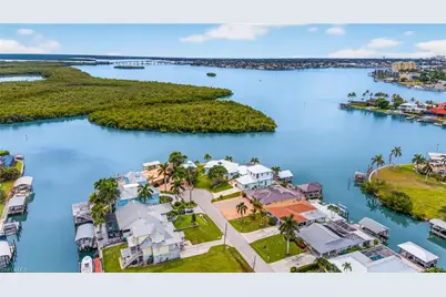 160 San Salvador St, Naples, FL 34113 - Photo 27