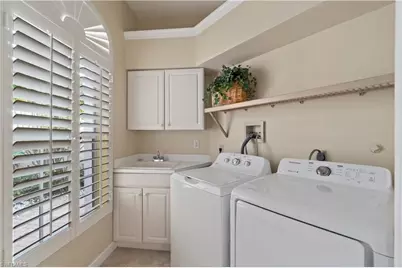 15279 Devon Green Ln, Naples, FL 34110 - Photo 23