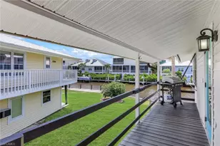 691 Palm Dr, Goodland, FL 34140 - Photo 31