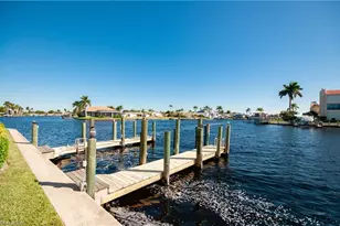 1929 SE 40th Terrace, Cape Coral, FL 33904 - Photo 5