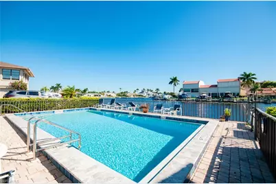 1929 SE 40th Ter #2, Cape Coral, FL 33904 - Photo 15