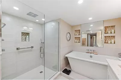 6361 Pelican Bay Blvd #605, Naples, FL 34108 - Photo 23