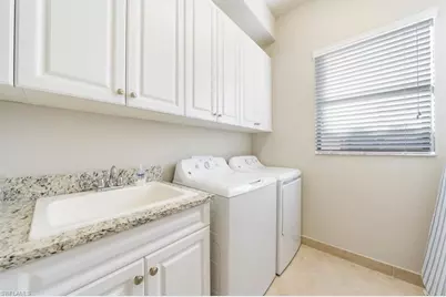 13418 Silktail Dr, Naples, FL 34109 - Photo 7