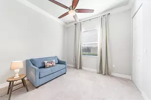 13418 Silktail Dr, Naples, FL 34109 - Photo 5