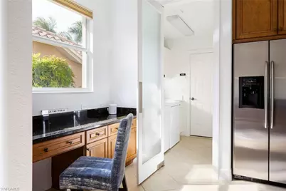 982 Tivoli Ct, Naples, FL 34104 - Photo 21