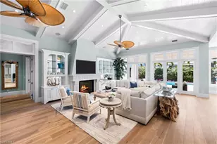 532 Pine Grove Ln, Naples, FL 34103 - Photo 9