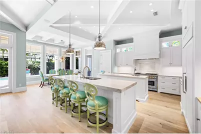 532 Pine Grove Ln, Naples, FL 34103 - Photo 11