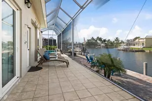 200 Copperfield Ct, Marco Island, FL 34145 - Photo 17