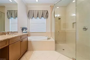 12440 Wisteria Dr, Naples, FL 34120 - Photo 15