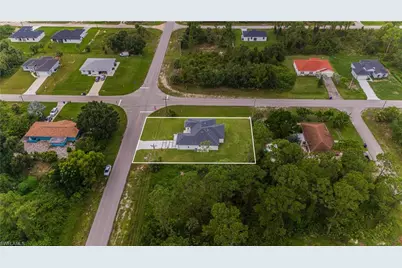 178 McArthur Blvd, Lehigh Acres, FL 33974 - Photo 7