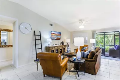 633 91st Ave N, Naples, FL 34108 - Photo 7