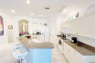 1366 Serrano Cir, Naples, FL 34105 - Photo 7