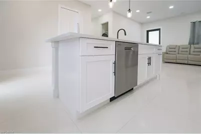 432 Raymer St, Lehigh Acres, FL 33974 - Photo 3