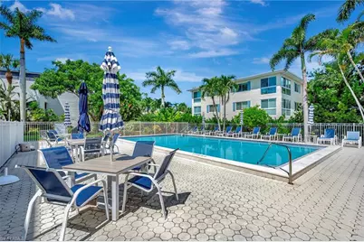 1930 Gulf Shore Blvd N #D101, Naples, FL 34102 - Photo 15