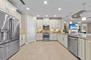 8773 Bellano Ct, Naples, FL 34119 - Photo 7