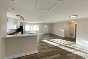 550 14th St N, Naples, FL 34102 - Photo 5