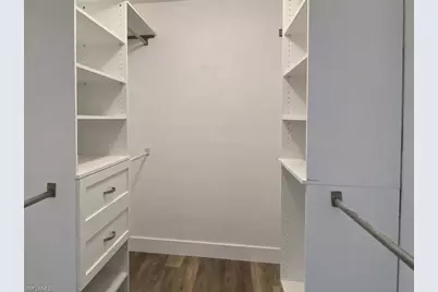 550 14th St N, Naples, FL 34102 - Photo 9