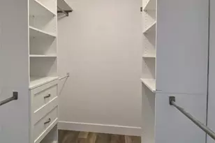 550 14th St N, Naples, FL 34102 - Photo 9