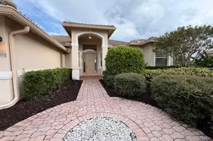 1098 Port Orange Way, Naples, FL 34120 - Photo 3