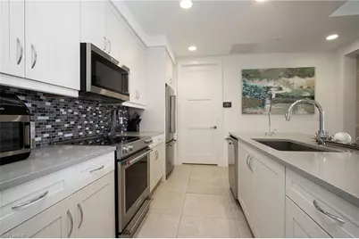 1035 3rd Ave S #303, Naples, FL 34102 - Photo 7