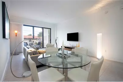 1035 3rd Ave S #303, Naples, FL 34102 - Photo 5