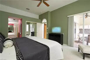 5901 Ashford Ln, Naples, FL 34110 - Photo 11