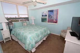 5550 Heron Point Dr, Naples, FL 34108 - Photo 9