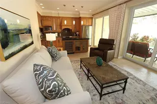 1080 5th St S, Naples, FL 34102 - Photo 9