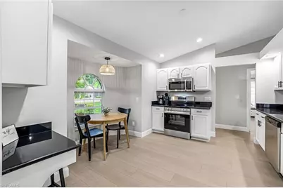 45 Wickliffe Dr, Naples, FL 34110 - Photo 11