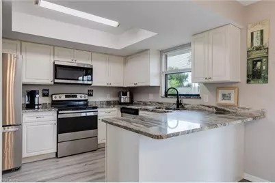 17208 Phlox Dr, Fort Myers, FL 33967 - Photo 7