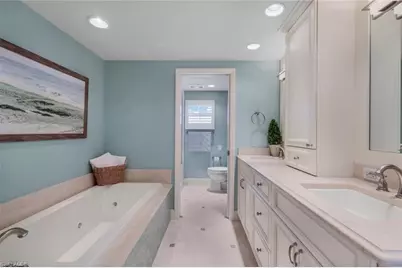 3401 Gulf Shore Blvd N #303, Naples, FL 34103 - Photo 17