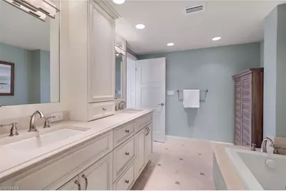 3401 Gulf Shore Blvd N #303, Naples, FL 34103 - Photo 19