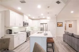 6940 Avalon Cir, Naples, FL 34112 - Photo 9