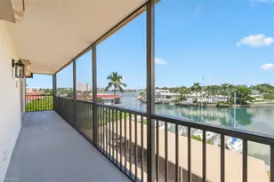 2170 Gulf Shore Blvd N, Naples, FL 34102 - Photo 17